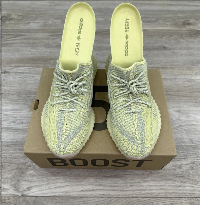 Yeezy boost 350.