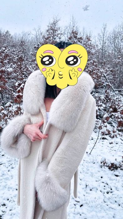 Луксозно дълго палто от естествен и богат косъм от лисица