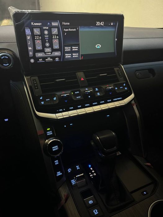 2023 yilda ishlab chiqarilgan Toyota Land Cruiser 300 full avtomobili