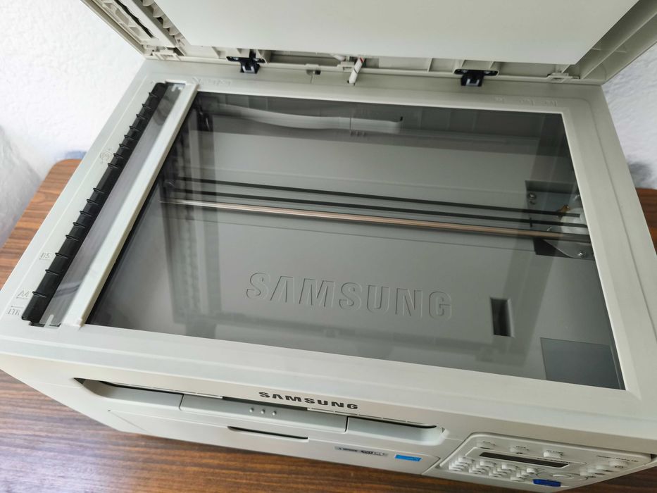 Imprimanta multifunctionala Samsung SCX-3405FW