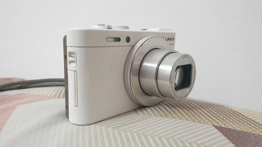 Panasonic Lumix LF1