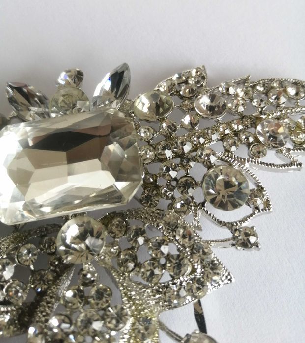 Accesoriu metalic cu pietre pentru rochii genti rochie Cristallini