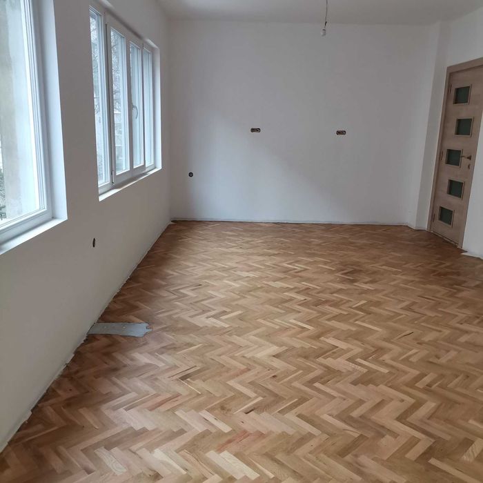 Продава се Тристаен апартамент в Варна, Зимно кино Тракия - 82 кв.м за 1927 €/кв.м - Снимка #5