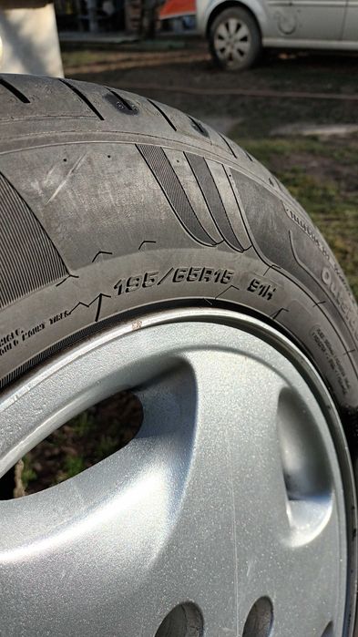 Джанти 15 цола с гуми 195/65R15 за Citroen Xantia