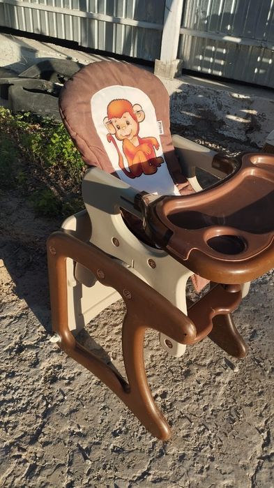 Стульчик для кормления