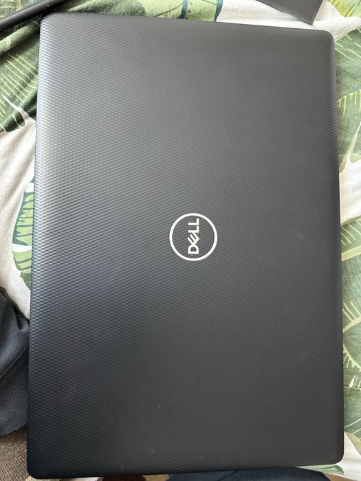 Laptop Dell Inspiron 3584