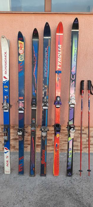 vand schiuri  la pret convenabil.