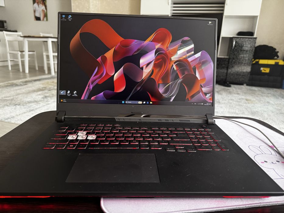 Ноутбук asus ROG strix