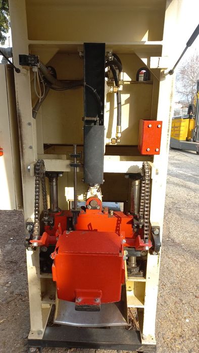 Хидравлична машина за подпалки-GERMANY