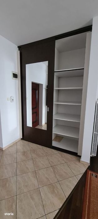 Apartament 2 camere, et.3, zona Calea Moldovei
