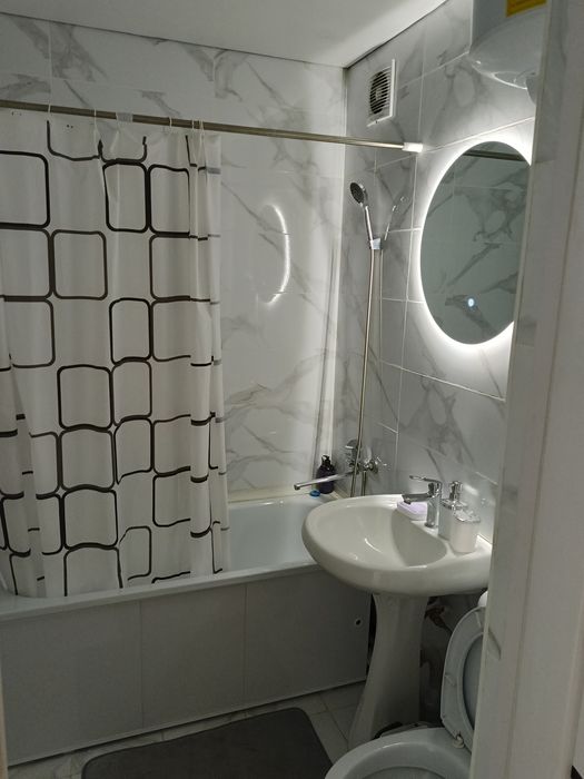 Сдается 1 комн квартира посуточно