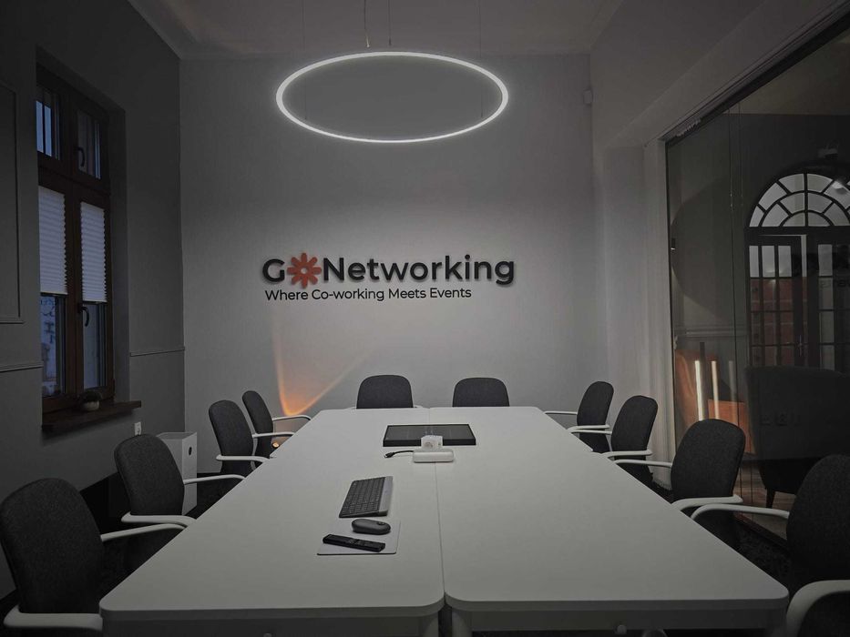 Дава се под наем Офис в София, Център - 260 кв.м за 1200 € - Снимка #13