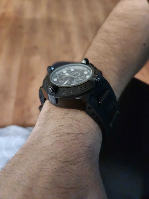 Продавам часовник Invicta SubAqua Noma IV