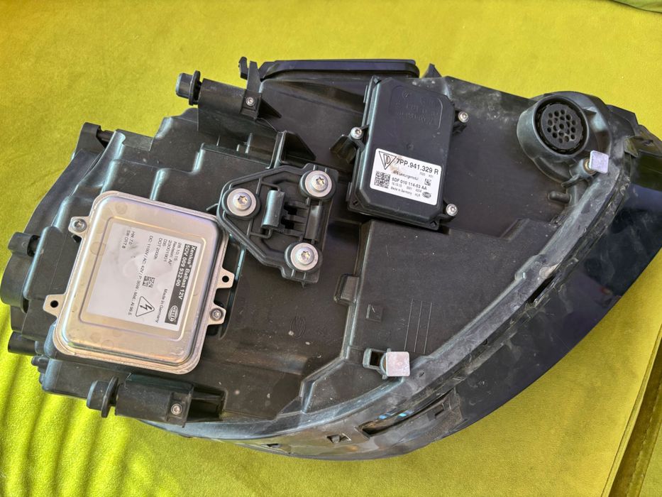 Фар за Порше Кайен 2016 г.