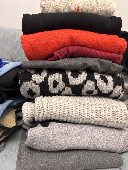 Все за 10 000 тенге.