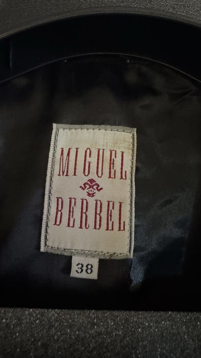 Geacă din piele naturală Miguel Berbel, neagră