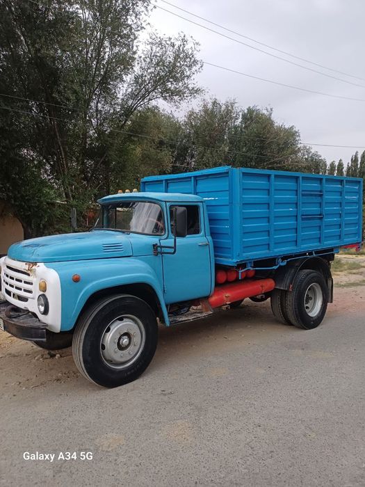 Zil sotiladi a'lo xolatda