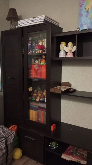 Продается стенка в зал