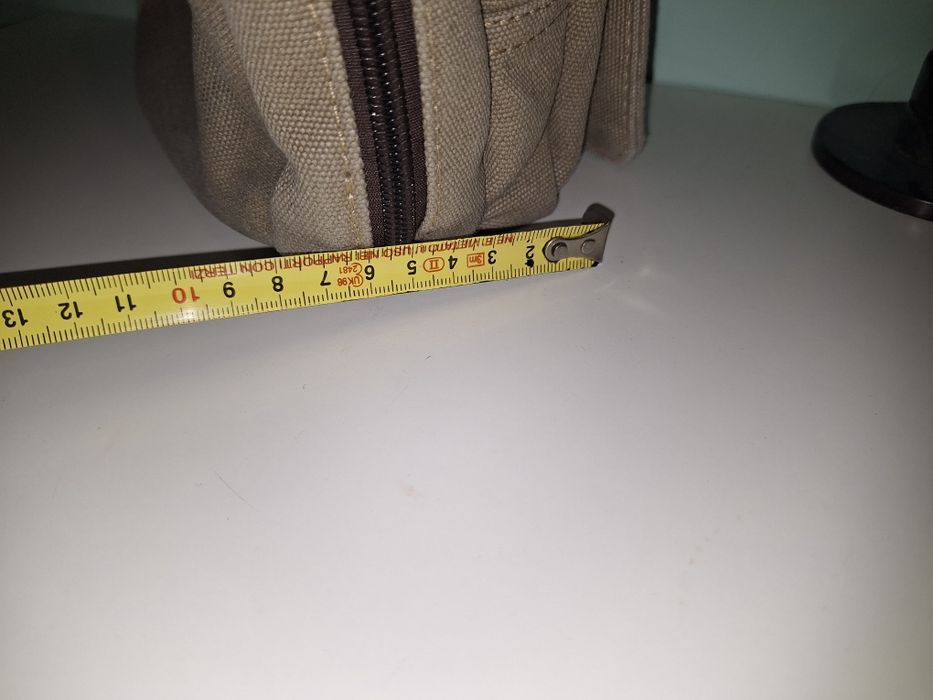 Продавам мъжка спортна чанта за през рамо