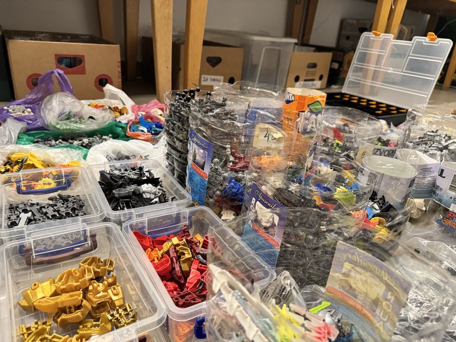 Lego original piese roboti 19.1 kg brut