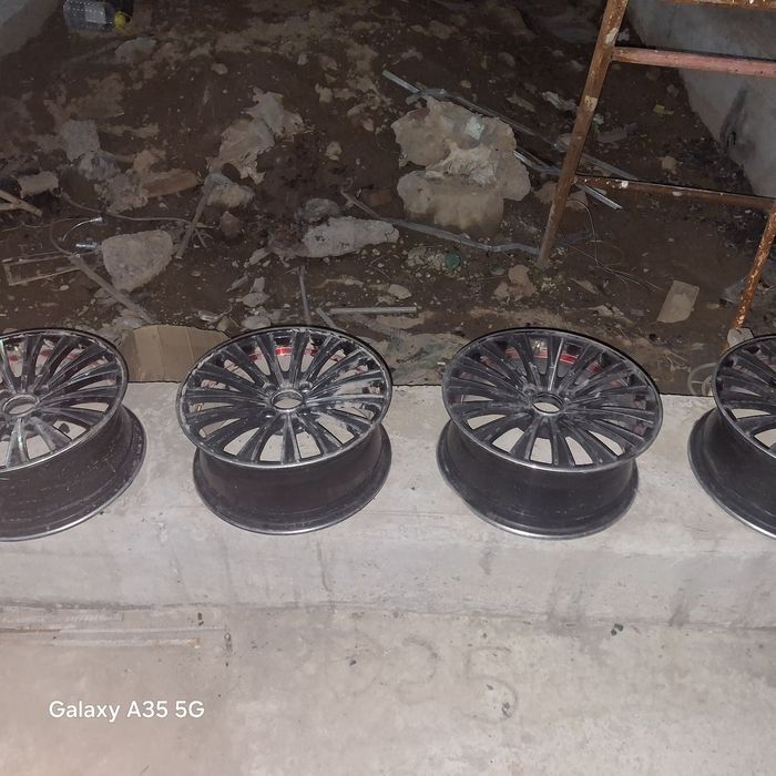 Диска 15  тік сатылады