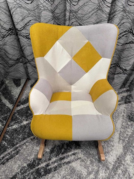 Fotoliu balansoar Somcasa (The Home)