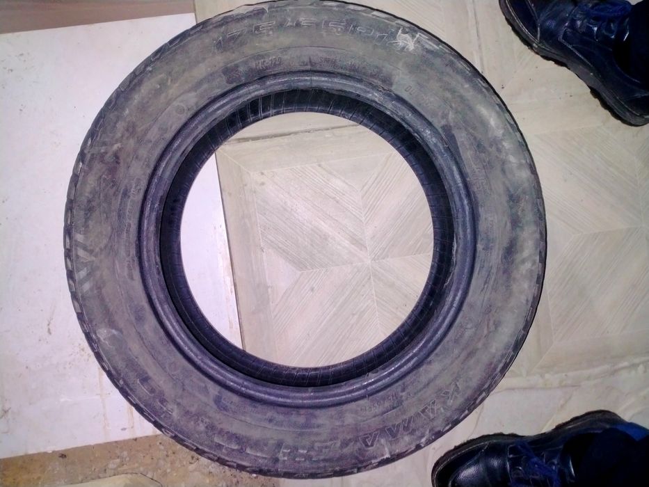Продам б/у летние шины на 14