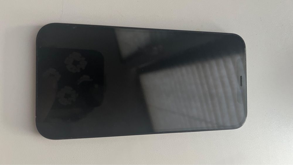iphone 12 б/у продам