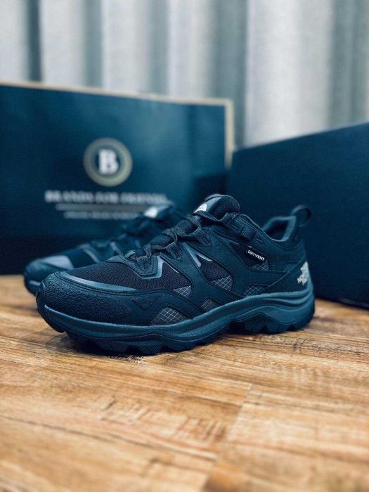 The North Face Hedgehog 3 водоотталкивающие кроссовки РАЗМЕР 40.5