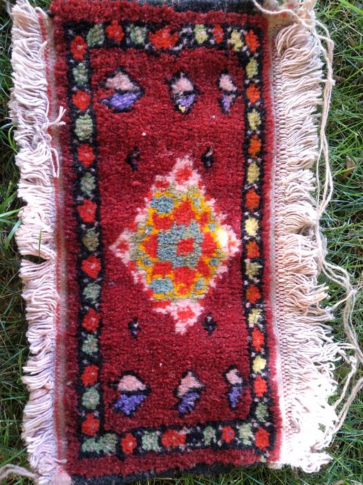 Коврик ручной работы.