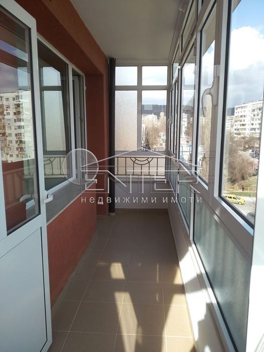 Дава се под наем Двустаен апартамент в Варна, ХЕИ - 85 кв.м за 490 € - Снимка #2