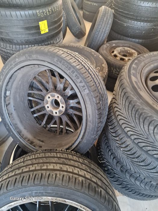 Mercedes Audi  19цола  Перфектно състояние Замъка Ямбол