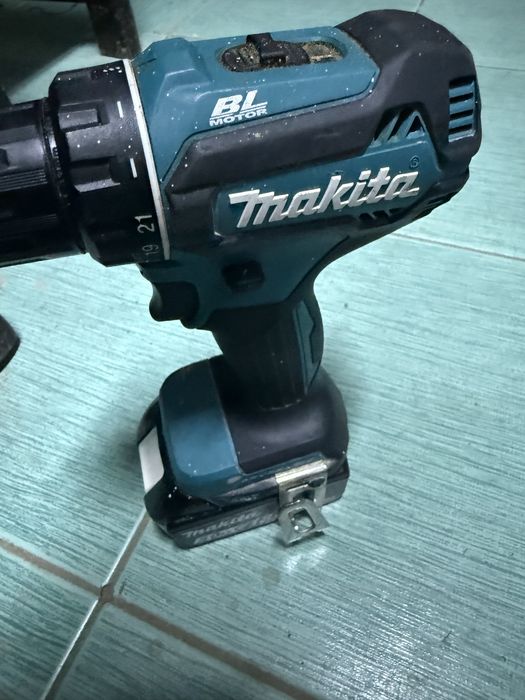Makita ddf 485   Fara incarcator