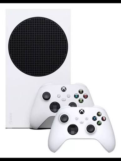Xbox series s с двумя геймпадами