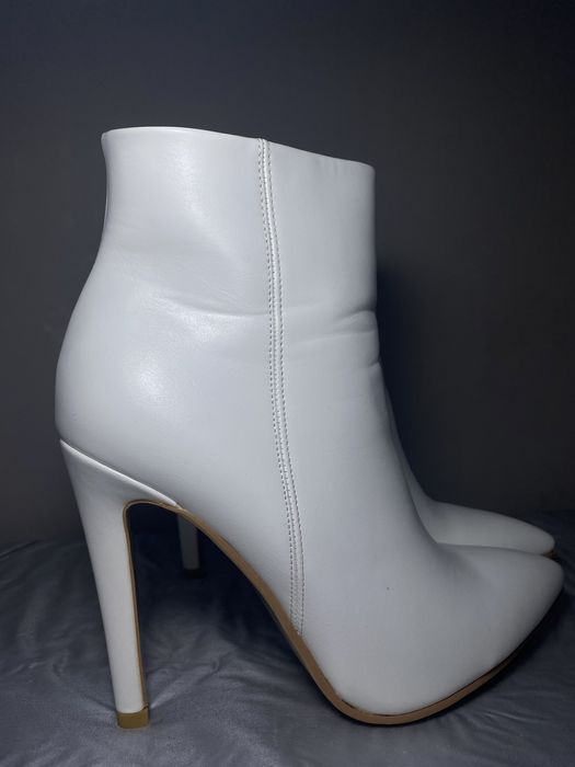 Ботильоны продам не носила никогда