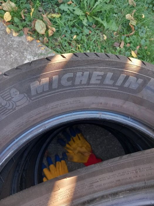 Vind 4 cauciucuri Michelin