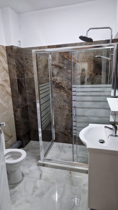 Închiriez apartament 2 camere Tomesti