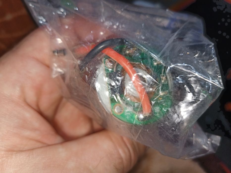 Моторчик для радиоуправляемых моделей.