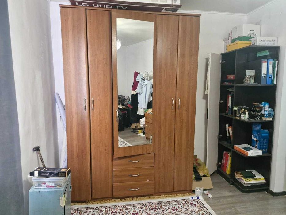 Шифоньер для спальни