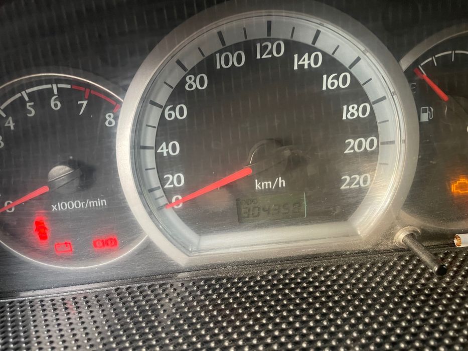 Ласетти 2005 сотилади