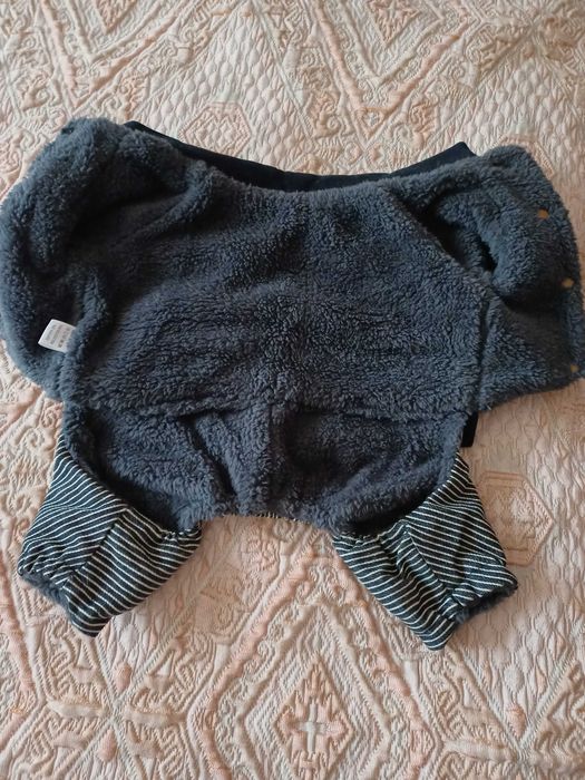 Продам комбинезон для собаки