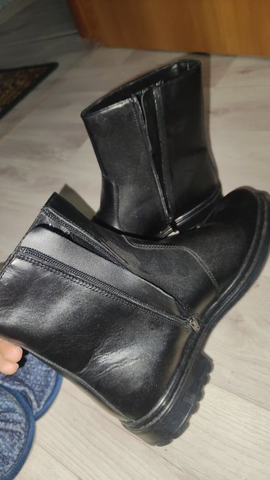 Продам зимние ботинки чистая кожа