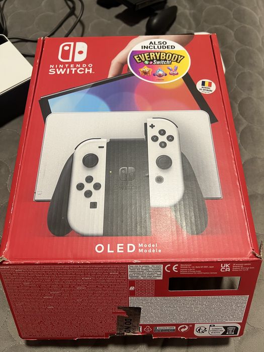 Nintendo Switch O-led + 2 Jocuri + Controler Pro Monster Hunter Rise+ Hardcase Zelda