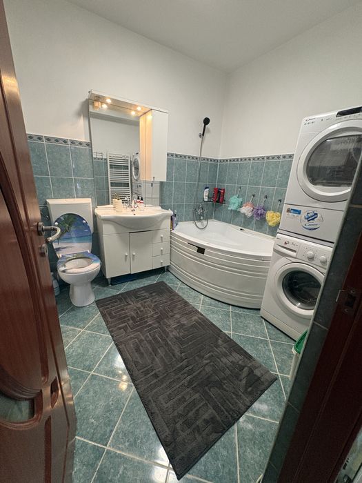 Vand apartament 2 camere