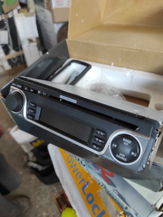 Vand aceste aparate electronice din poze,pret la fiecare in parte la c