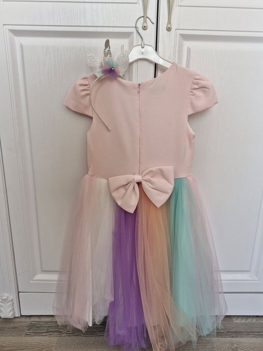 Продам платье единорожка