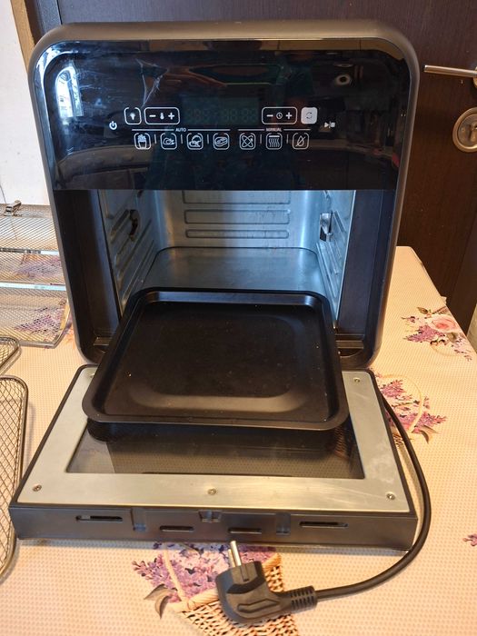 Airfryer BREVILLE în garanție