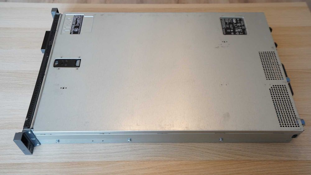 Сървър: Dell  PowerEdge R710