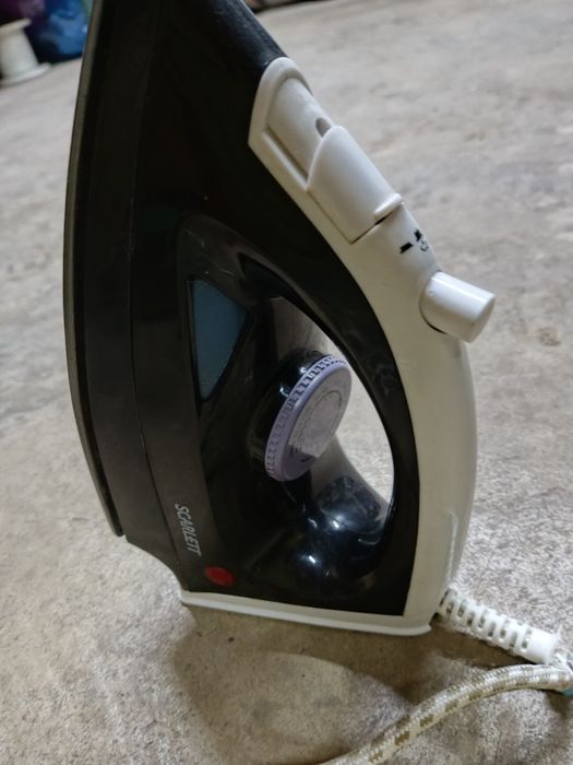 Продам утюг для дома б/у