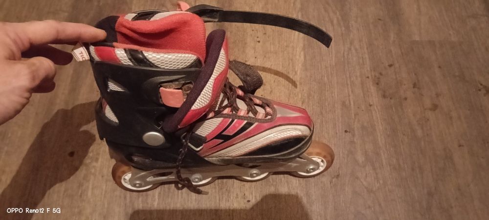 Роликовые коньки, размер регулируется